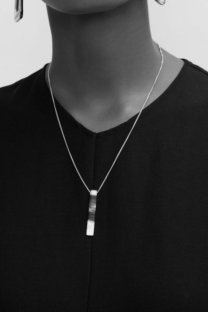 
                
                    Load image into Gallery viewer, Black Horn &amp;amp; Sterling Silver Rectangle Pendant Necklace
                
            