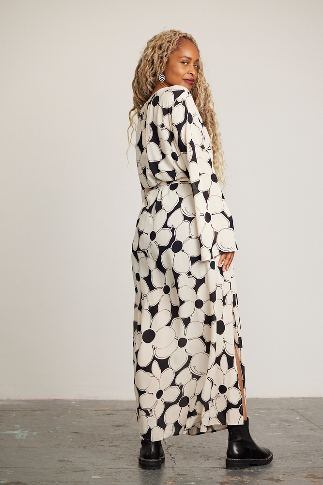 long sleeve bias cut maxi dress boohoo Women's Petite Bias Cut Angel Sleeve Maxi Dress