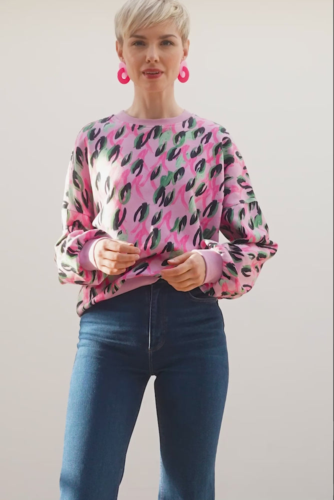 
                
                    Load and play video in Gallery viewer, POM Amsterdam Animal Print Pink Sweater
                
            