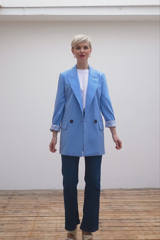 
                
                    Load and play video in Gallery viewer, Fabienne Chapot Benny Light Blue Blazer
                
            