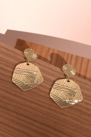 
                
                    Load image into Gallery viewer, Marmalade Gold Engraved Abstract Earrings - Titlee at The Bias Cut
                
            