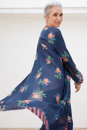 
                
                    Load image into Gallery viewer, POM Amsterdam Expressive Flower Kimono - POM Amsterdam at The Bias Cut
                
            