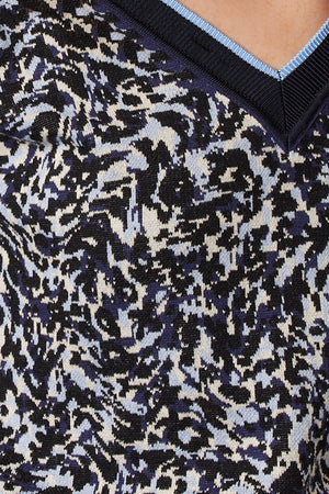 
                
                    Load image into Gallery viewer, Scotch &amp;amp; Soda Loose Fit Jacquard V Neck Jumper - Scotch &amp;amp; Soda at The Bias Cut
                
            